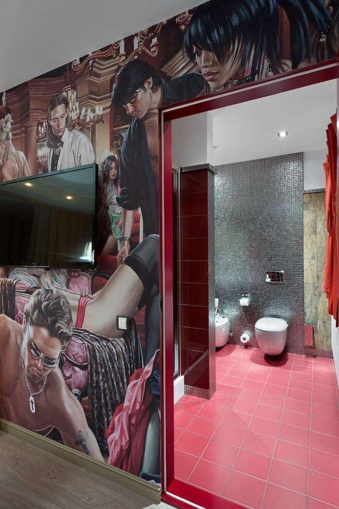 De Gaulle Boutique Hotel Charkov Exteriér fotografie