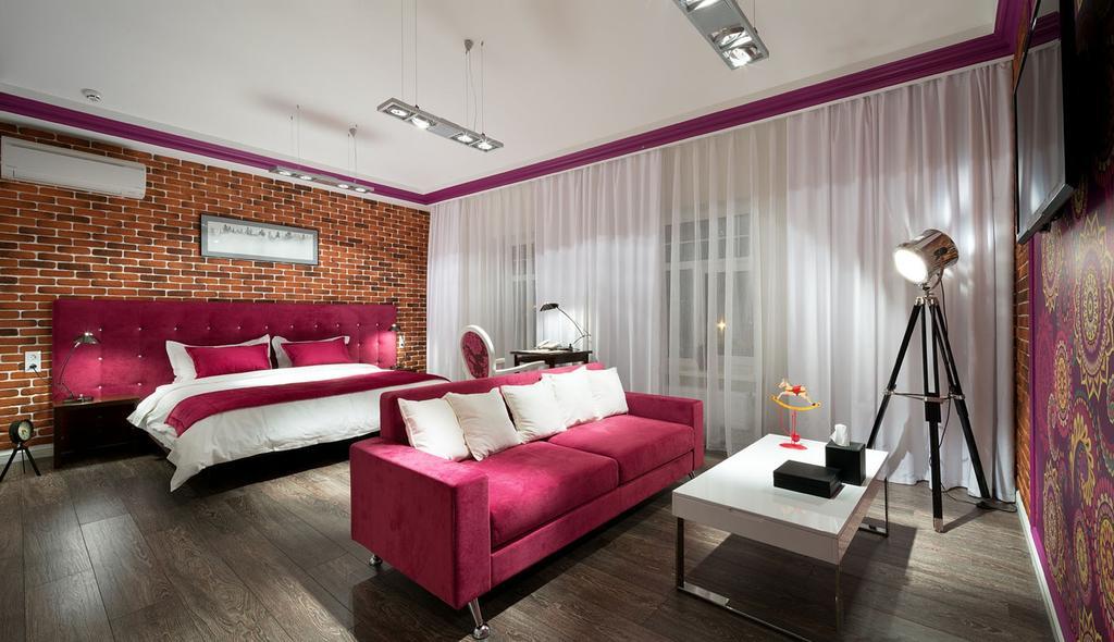 De Gaulle Boutique Hotel Charkov Pokoj fotografie