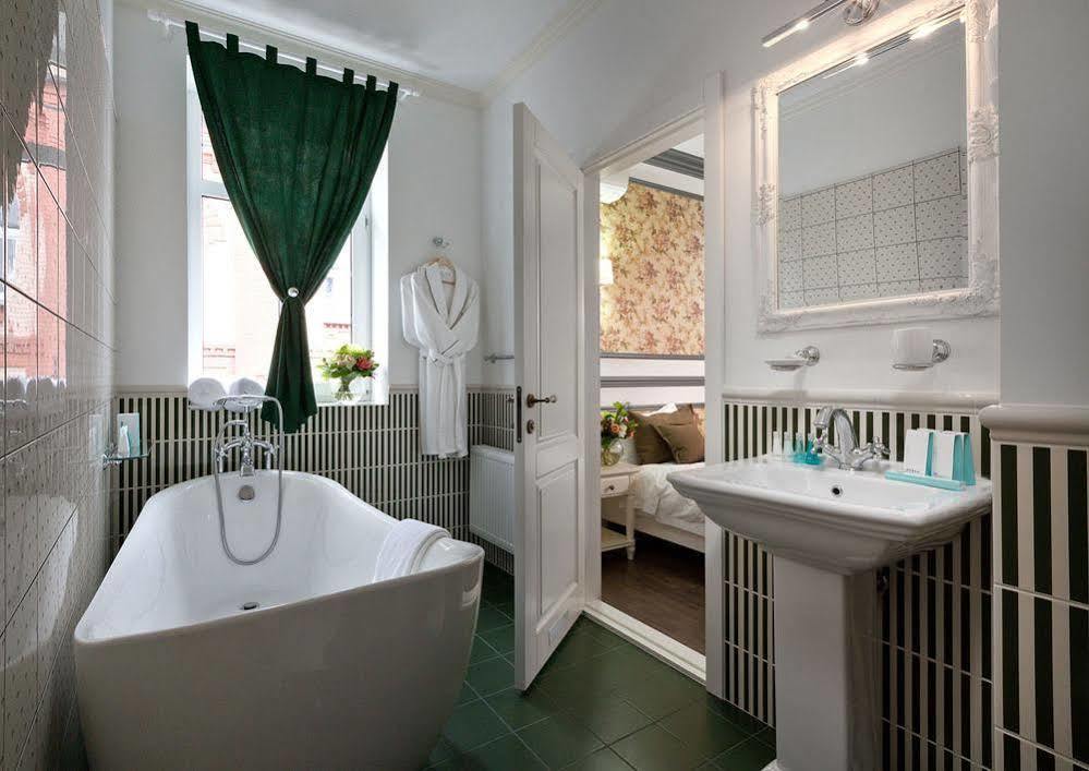 De Gaulle Boutique Hotel Charkov Exteriér fotografie